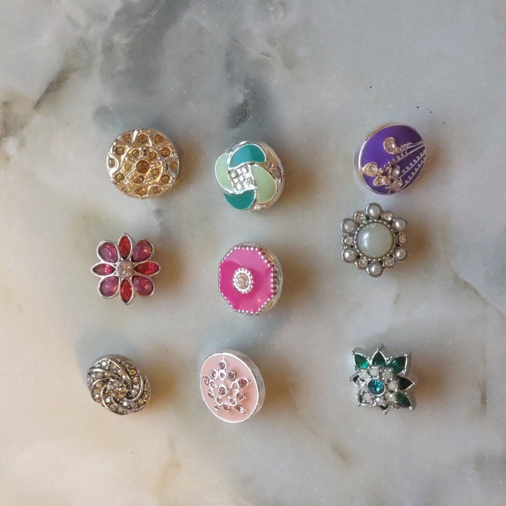Set of mini snaps for snap jewelry